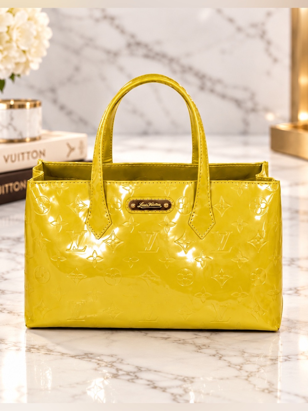 Louis Vuitton Vernis Yellow Patent Leather Wilshire PM Handbag Full Inclusion